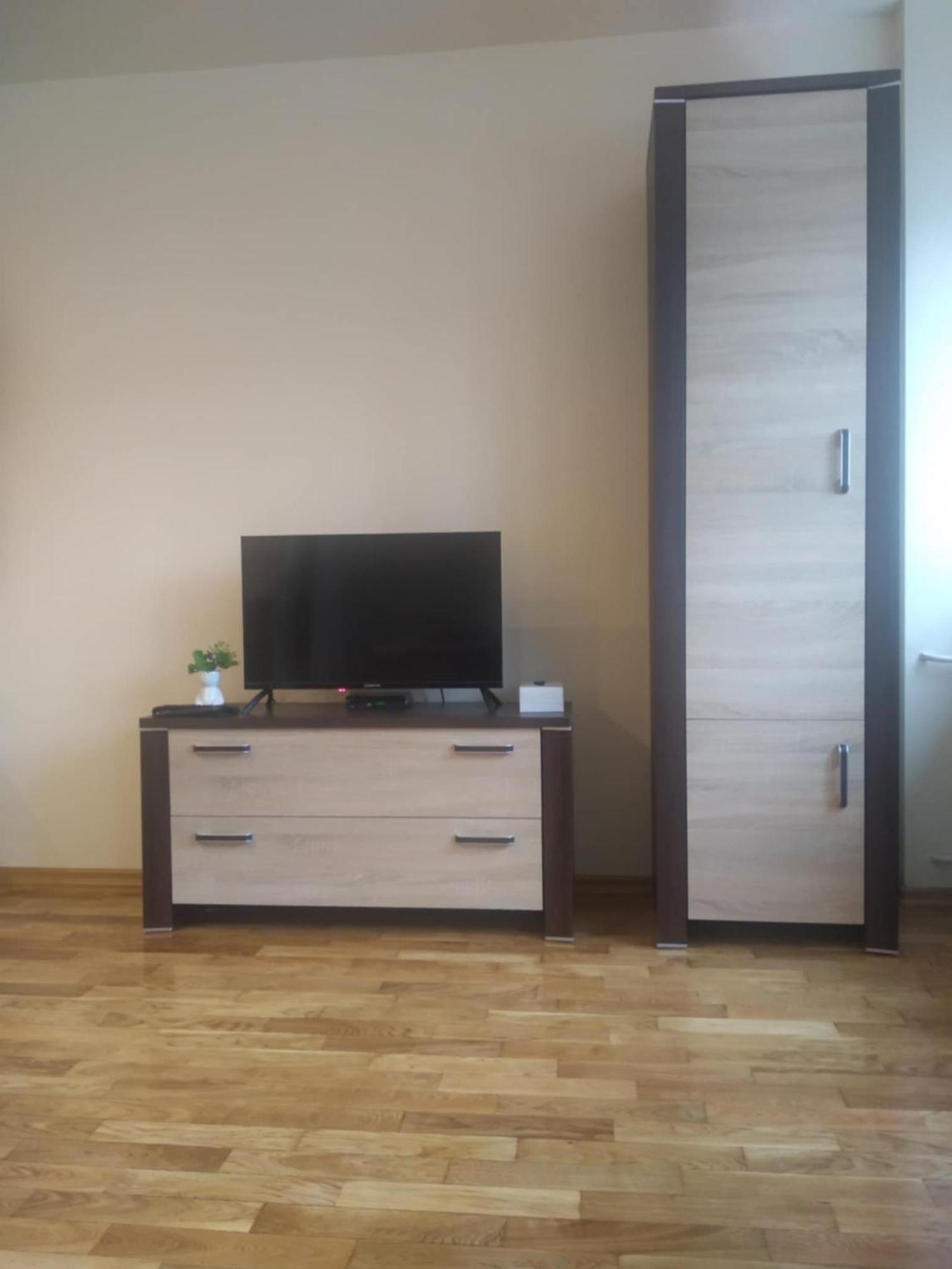 Apartament Przy Szpitalu Kopernika W Lodzi